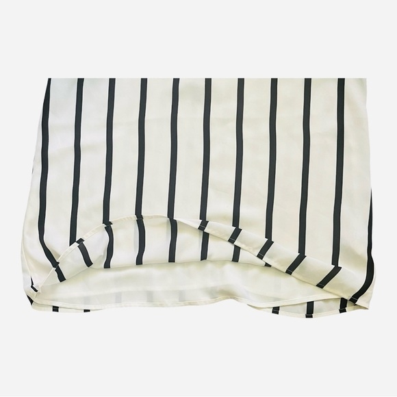 Express preppy boxy flowy lining sleeveless top blouse M white black striped - Picture 6 of 10